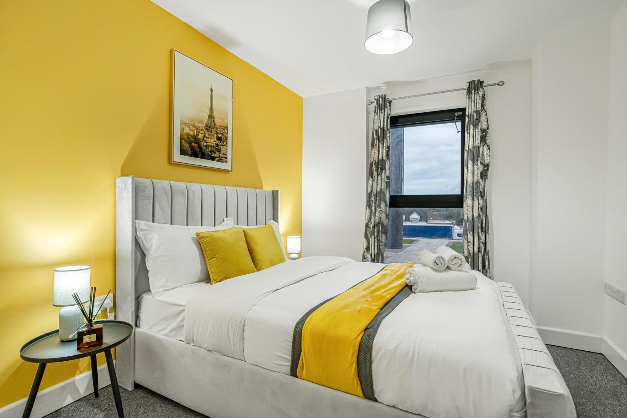 One And Two Bed Apartments Slough Near Heathrow كولنبروك المظهر الخارجي الصورة